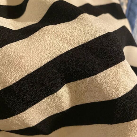 J. Crew navy and white striped sleeve sweatshirt size medium - Picture 3 of 8